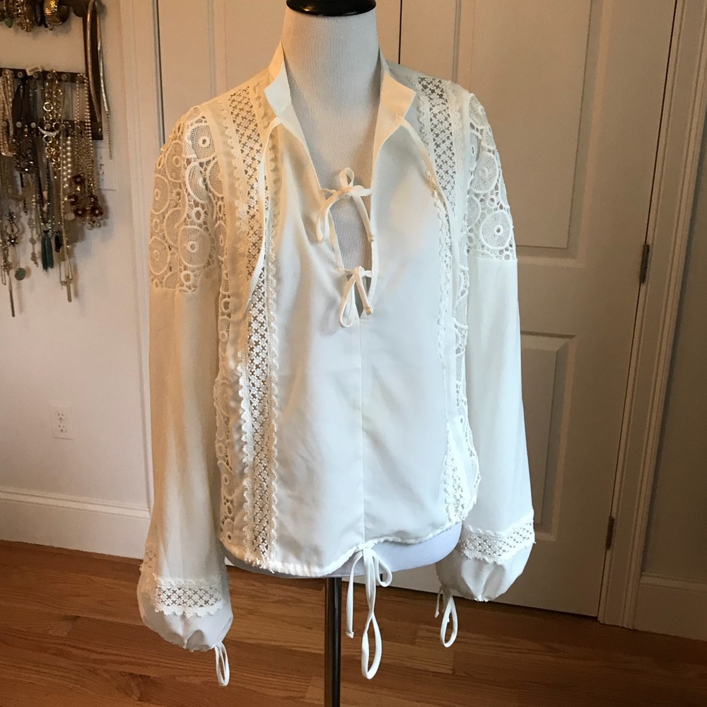 Tularosa | Farrah Blouse in Ivory